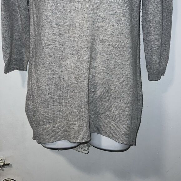 THE LIMITED Grey 3/4 Sleeve Lace Back Sweater-XS - Picture 4 of 10